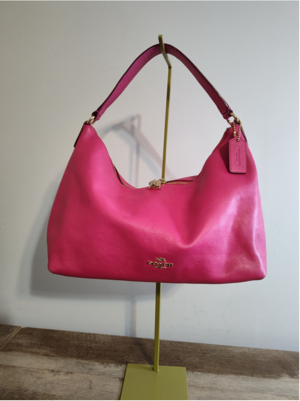 Women's Coach Pink Leather Hobo Bag One Size